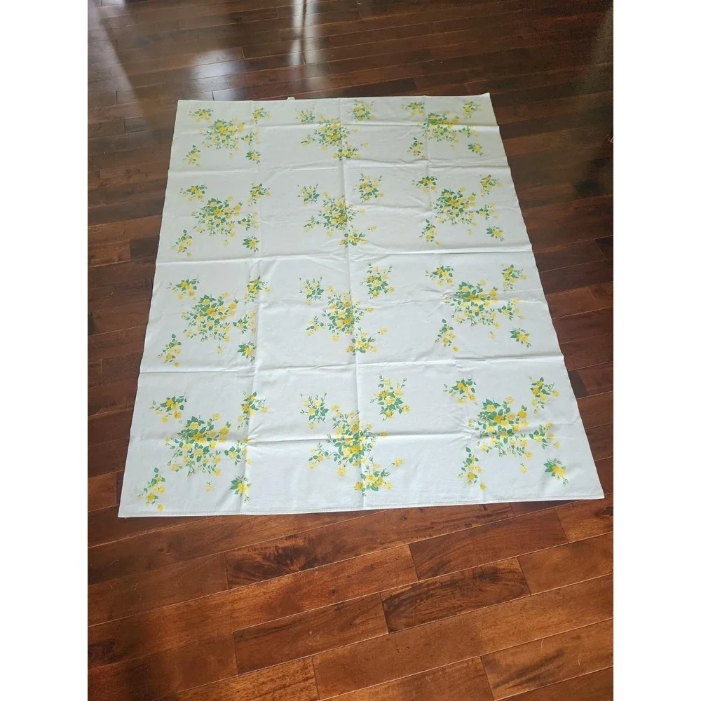 Vtg 50s Wilendur Printed Cotton Tablecloth Yellow Roses 66